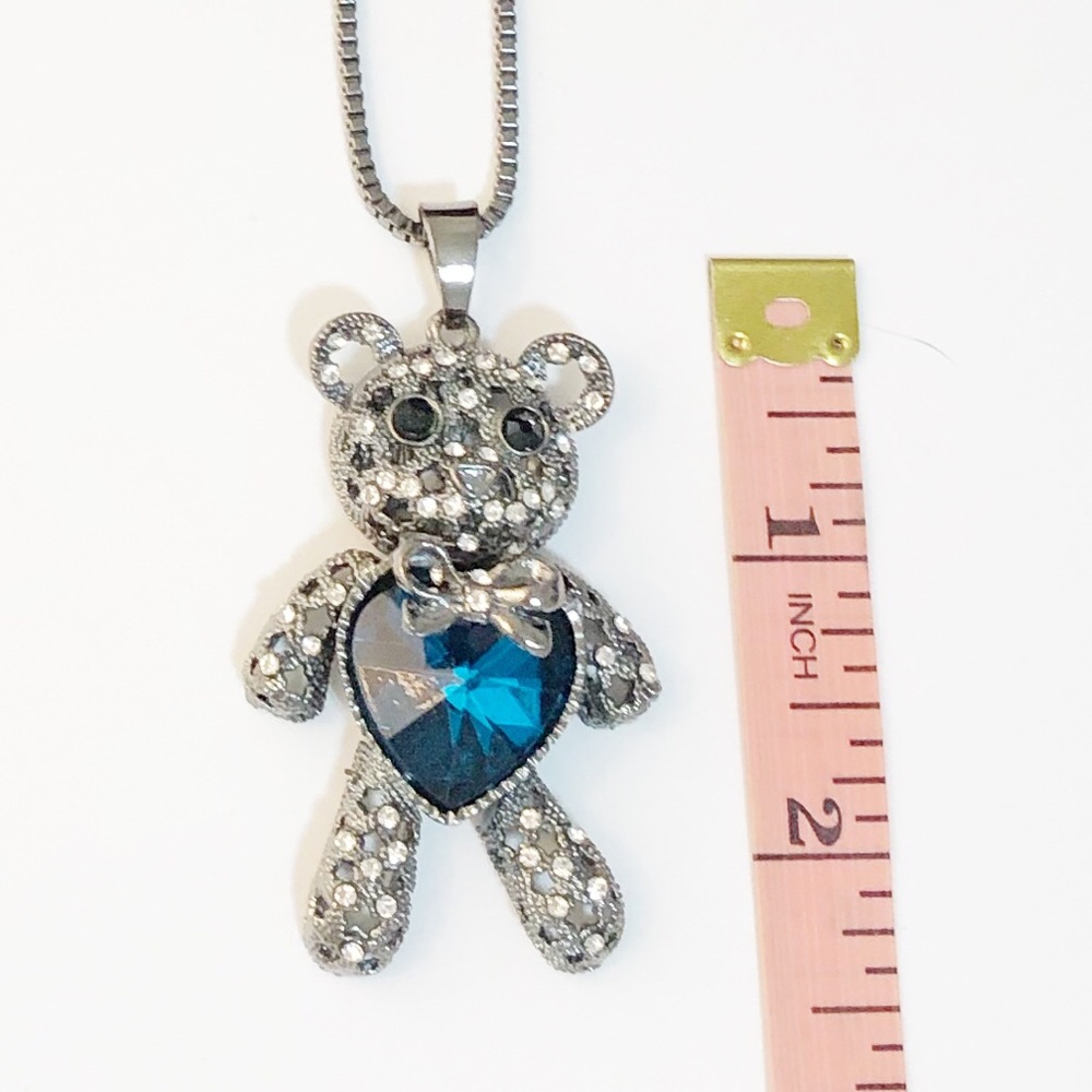 Teddy Bear Statement Necklace New
28"
BJ - Picture 3 of 7